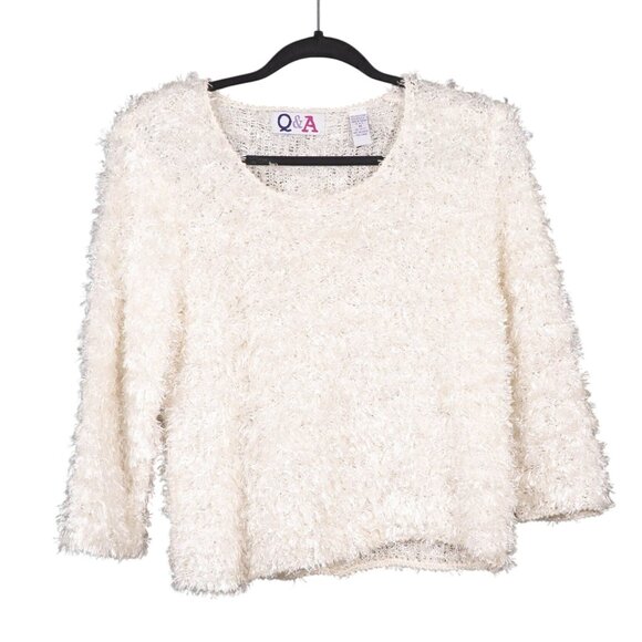 Q&A VTG M Womens Juniors Fuzzy Sweater Off White Fuzzy Knit Pullover Retro 90s - Picture 1 of 5
